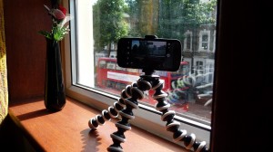 Nokia-808-PureView-tripod-viewfinder