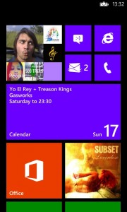 nokia lumia win 8 homescreen